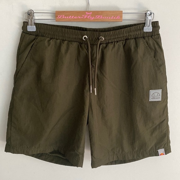 (BN44) Ellesse high shine shorts in khaki , Size XS, NWOT - Picture 2 of 11